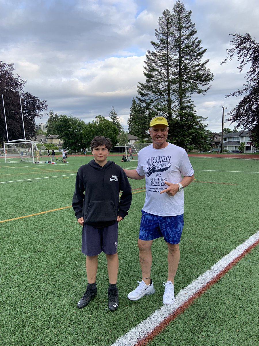 jayprepchuk's tweet photo. Great Quarterback session tonight! #jayprepchukqbcamp #qbcamp https://t.co/6nolK4Jei2