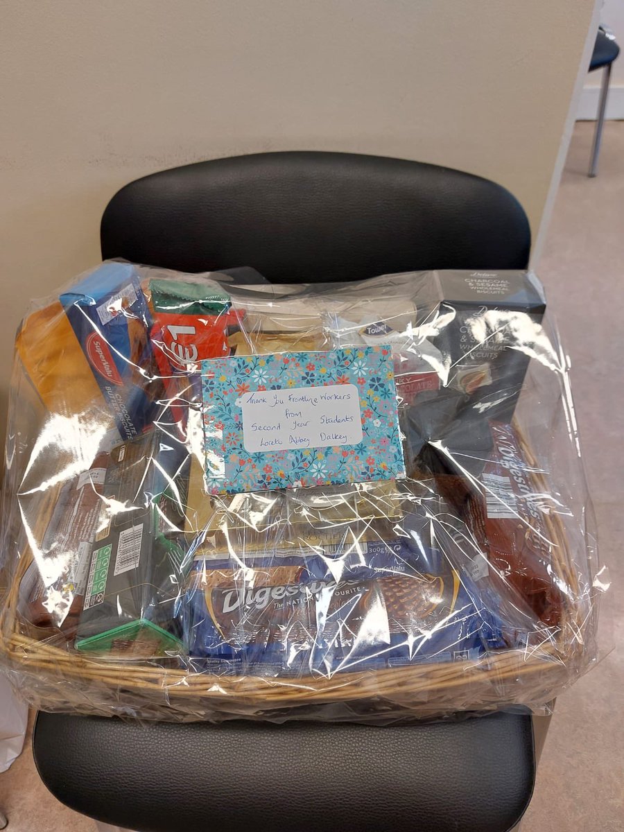 Michele Tait 😷🌈 tweet media