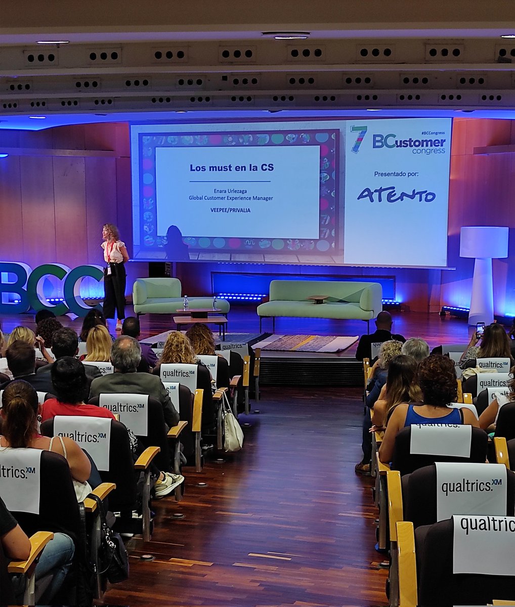BCCongress's tweet photo. Seguimos con Enara Urlezaga, Global Customer Experience Manager en @Veepee_Es, nos habla sobre los puntos clave en el área de #Customercare y en concreto en el canal online.
#tutienesarte #elartedelasrelaciones #bccongress #barcelonacustomercongress https://t.co/6NapRR7GNX