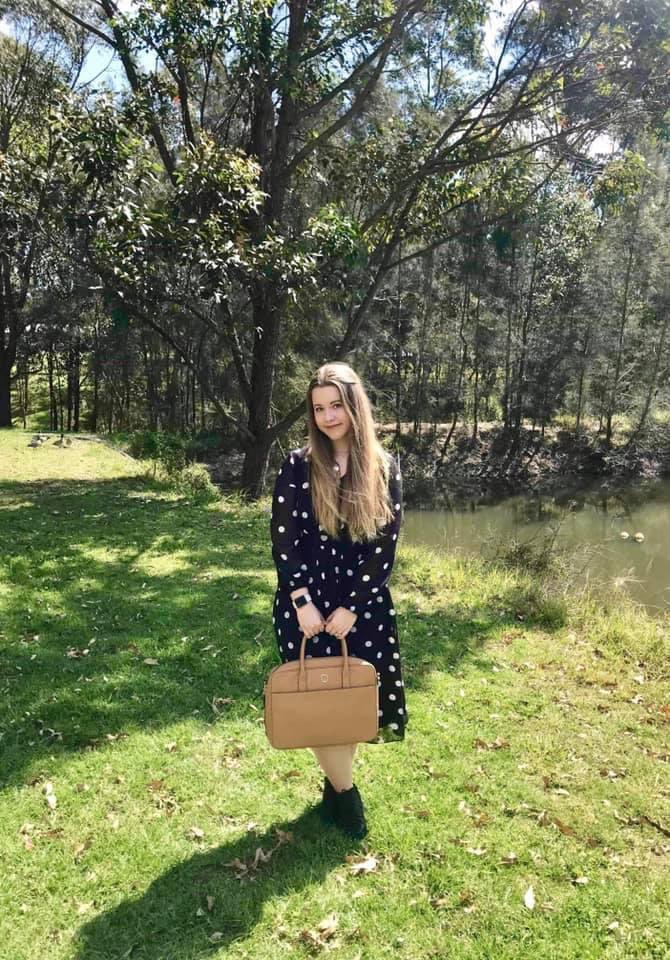 phd_teacher's tweet photo. Hi everyone 👋 My name is Abbie and I am currently doing my PhD at @SoE_UON. I am focusing my research on teachers confidence surround student mental health issues. I have created this twitter account to spread important information I find along the way ☺️ #teacher #mentalhealth https://t.co/50AV54jTL3