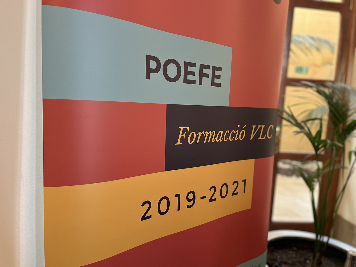 valenciactiva_'s tweet photo. ￼￼￼🔝📚 Hoy abordamos los retos de la FP junto con la teniente alcalde de Desarrollo Económico, @pilarbernabe y la dg. de Empleo y Formación de @GVAlabora, @ROCIOBRIONESMO, en la jornada 'La innovación de la FP para el empleo: su integración en el sistema educativo' https://t.co/3CRq9X5gde