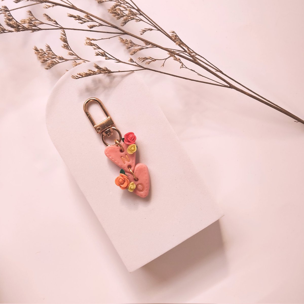 liezeldollente_'s tweet photo. Late upload of a keychain I made for myself to remind me that it's okay to say 'no'. 

#handmadeph #handmadekeychain #clayartph https://t.co/kbsfBFtJjM