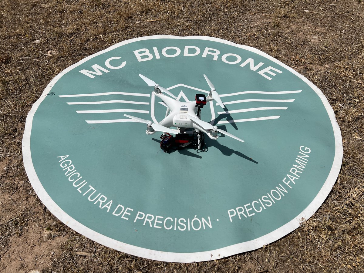 mcbiodrone's tweet photo. 3️⃣ Monitorización de los cultivos para detección temprana de plagas o enfermedades.
4️⃣ Detección de estrés hídrico o carencia nutricional de cultivos.
5️⃣ Estimación, a tiempo real, del estado sanitario de las plantas según su fenología.
(3/4) https://t.co/QBWoRHE6Ua