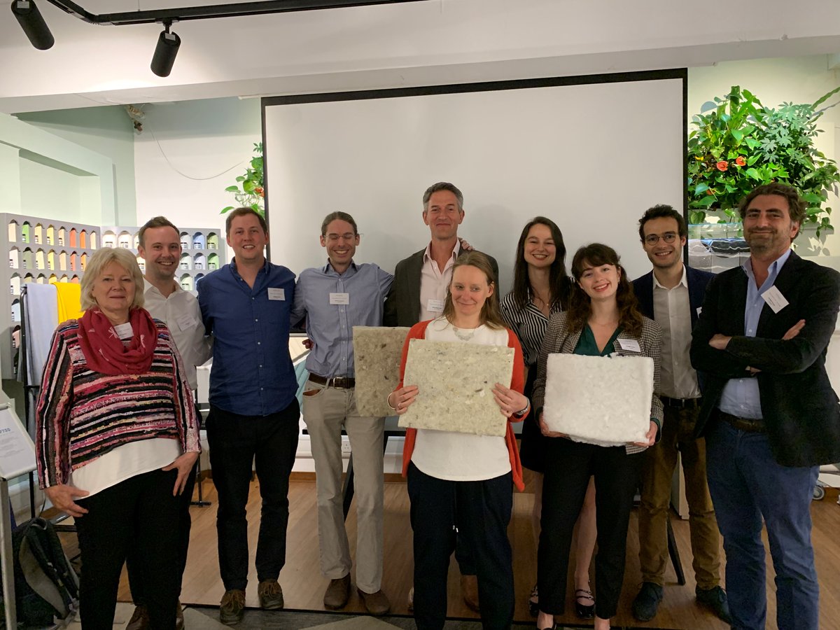 🇬🇧 Nomadéis était hier à Londres pour la clôture de son projet européen BIO-CIRC.

♻️ Pendant deux ans, ce projet a permis le développement d'isolants bas-carbone pour la construction à base de couettes et d'oreillers usagés, de bouteilles recyclées et de laine de mouton.