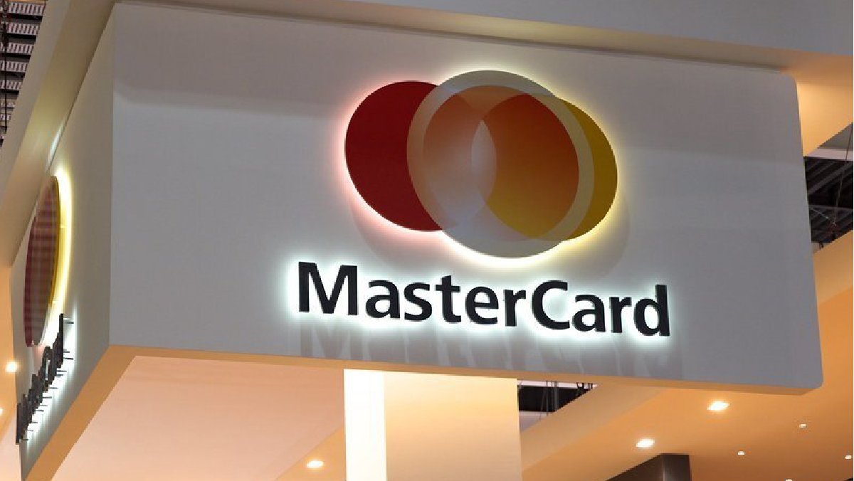 NFTPaw1's tweet photo. Payments Giant @Mastercard Will Allow Users To Buy NFTs Without Crypto!
The move aims to make the process of buying NFTs easier and safer.
To facilitate this, the company has partnered with @Immutable, @CandyDigital, @TheSandboxGame, @mintable_app, @niftygateway and @moonpay. https://t.co/YYuyn9MHPt