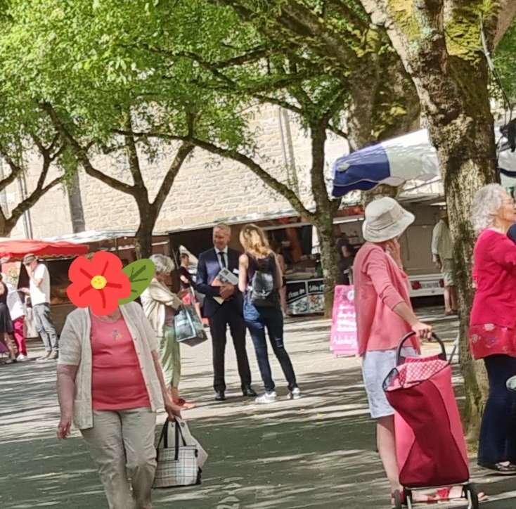 cybergalaad6's tweet photo. #legislatives2022 
Pour sa loyauté et sa fidélité à ses idées et aux https://t.co/w8jBBKWCX7 depuis des années, pour sa proximité... je ferai dimanche prochain, encore une fois, confiance à @guillaumegarot 
#circo5301 https://t.co/gut6HeoG3i