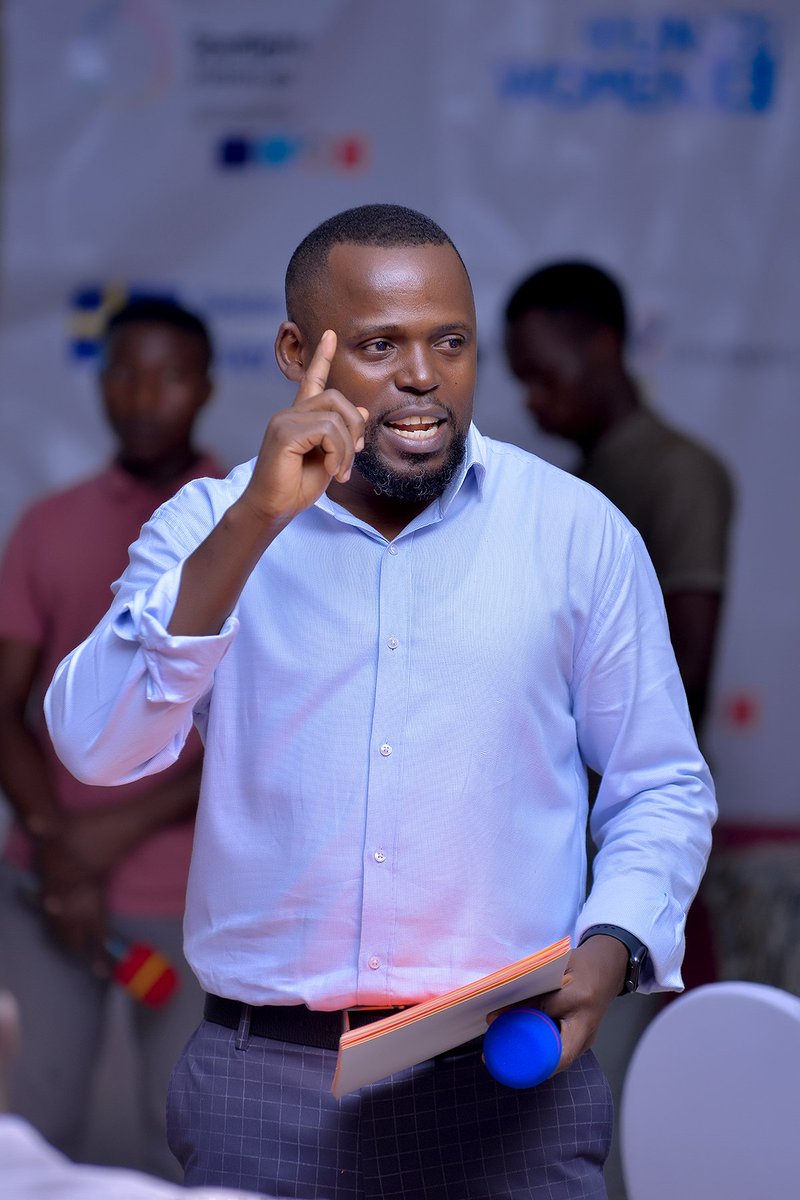 Rachaelpeace7's tweet photo. @EricTumwesigye1
Empowerment doesn't mean disempowerment. When you you empower a woman and provide necessary steps, your not disempowering men #antisexual #Harassment #GBV @Makerere and #GenderEqualityMatters https://t.co/D0EmCZ5cFs