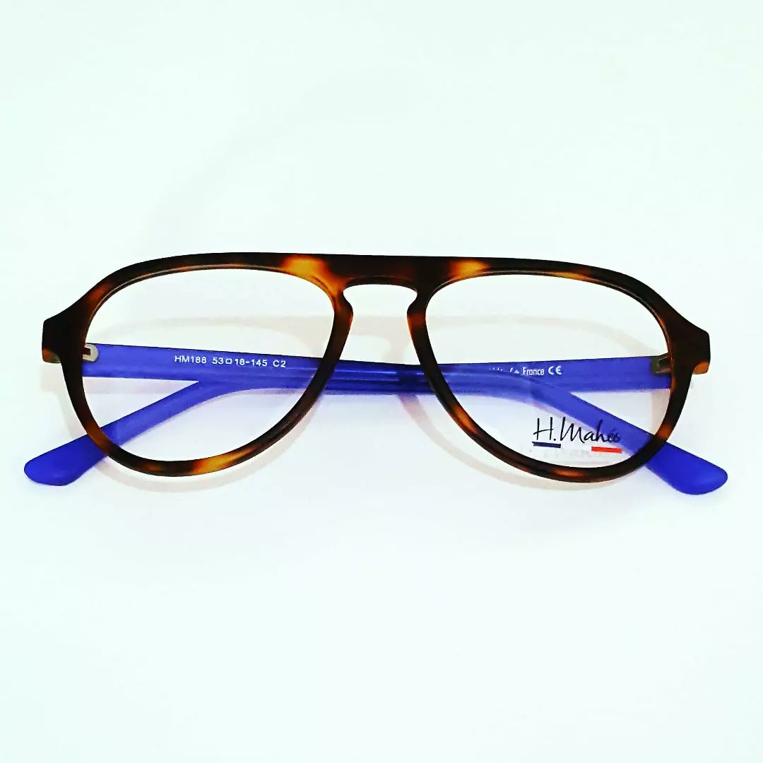 ModesteVision1's tweet image. PROMO #PROMO 50% DE #REMISE SUR TOUT VOS ACHATS DE MONTURES + VERRES PHARMACEUTIQUES 👓
Mon compte instagram⤵️ instagram.com/p/Cek_3gvoEyL/…
☎️0101907995/+2250778814120 whatsap
#modestevision #lunettedequalité #ouvert