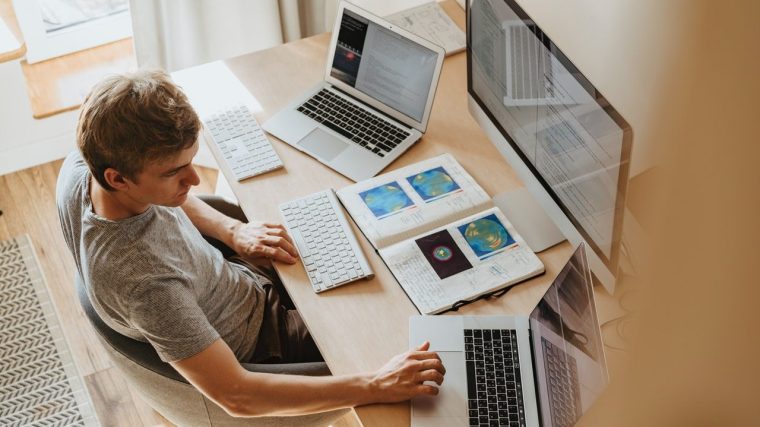 Sie suchen nach der besten #HRSoftware für Ihre Bedürfnisse? Wir haben nützliche #Tipps für Sie, wie Ihnen die Wahl leichter fällt.

Mehr zum Thema lesen Sie in unserem #Blog: blog.heavenhr.de/hr-software/ 

#neuerartikel #hrtipps #heavenhr #arbeitswelt #personalverwaltung