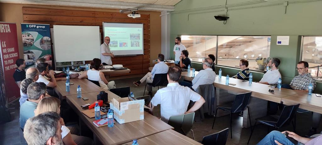 ceeilleida's tweet photo. La Granja Escola d'Albesa @#oppgroup ha acollit una acte per conèixer millor el potencial de la tecnologia #5G per al sector agroalimentari. Hi han participat les #empreses nascudes al CEEILleida Pira Technology i @InvelonTech https://t.co/ShBjA5LW82