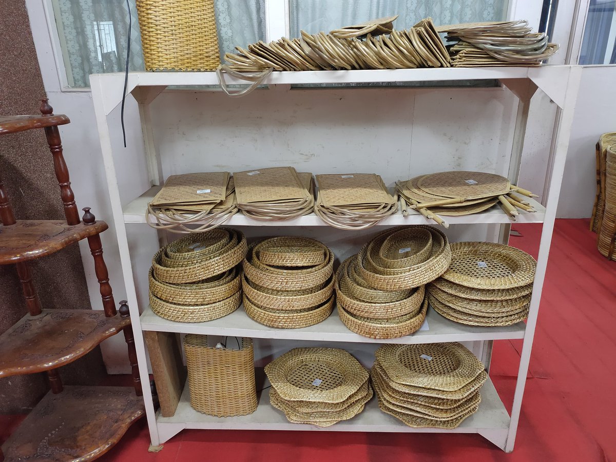 assam_ltd's tweet photo. Traditional Handicrafts items and Varieties of Decorative items available at Assam Emporium Guwahati 
@TexMinIndia #AzadiKaAmritMahotsav  #vocal4local https://t.co/LOGq6smzR5
