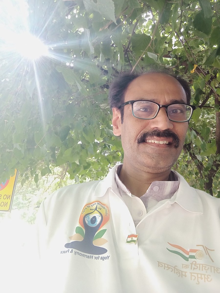 rajeetsinha's tweet photo. #SunKissed #SunBlessed 🙏🙏 #InternationalDayOfYoga is round the corner #IYD2022 #IYD #yoga #yogaday #yogainspiration #yogapractice #yogalife #yogalove 🙏🙏 https://t.co/m7FnGE9c38