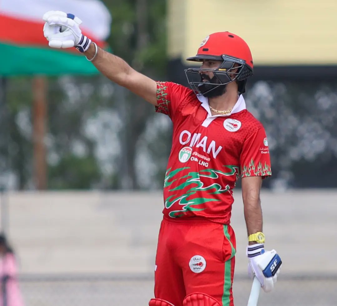 TheOmanCricket's tweet photo. Oman clenched victory over @usacricket on Sunday in its 3rd ODI of the #FinalLeg of the #CWCL2 !
Oman play it's next and final ODI of the #CWCL2 on Tuesday vs Nepal.
#FollowTheRed
#OmanCricket #OmanvsUSA #RagingRed https://t.co/ozvNC04j0U