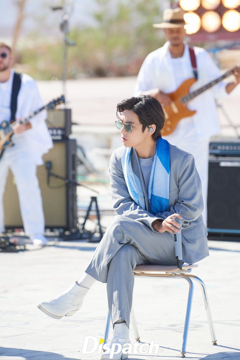btspicstwt_'s tweet photo. [📸PHOTOS] #BTS_ProofLive Photos by Dispatch | #V (6/7) https://t.co/BM2P2As1CD