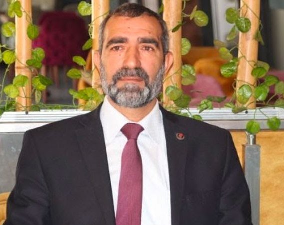bulent_korucu's tweet photo. BBP Kocaeli İl Başkanı Remzi Kaya, “Her türlü hırsızlığa rağmen devletin yönetimi CHP-HDP bloğunun kontrolüne geçmesin diye; din, devlet, vatan, millet için Cumhur İttifakı’nda yer alıyoruz." demiş. Uğruna hırsızı desteklemeyi dikte eden hangi dinmiş merak ettim! https://t.co/ceSATPGucW