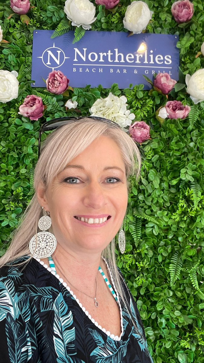 Lee Ussher 🐝 tweet media