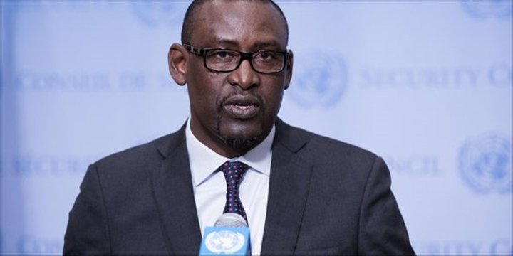 Mamadoukkonate's tweet photo. Renouvellement du mandat de la #Minusma : Le #Mali s’oppose à l’intervention de #Barkhane sur son territoire.
La paix ou la guerre le Mali est prêt de deux cas.
Que la lutte continue jusqu'a la libération du territoire national ( 1 241 238 km ) #MKK223 #MKKONATE #KHASSONKE https://t.co/RCc9pTtvyn