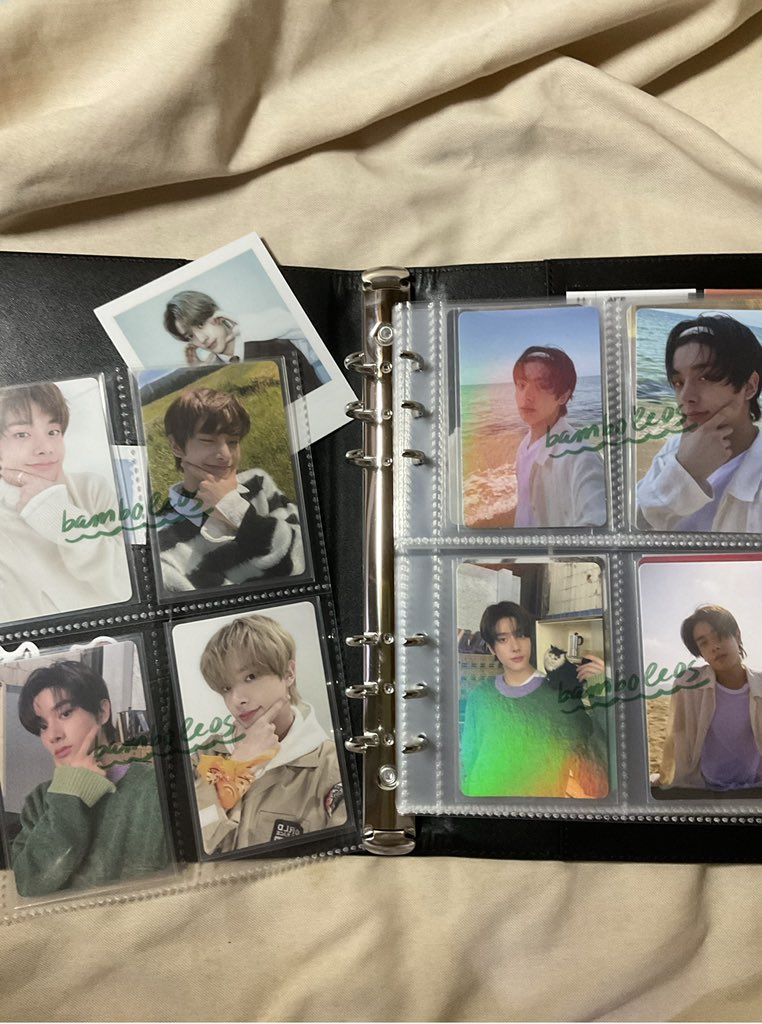 bamboIeoz's tweet photo. finally got my binder 😭 tysm for the fast transac 🫶🫶🫶 @billymoco_ph sobrang sparks 😩✨#billymoco_feedbacks https://t.co/TCR4bf8vUn