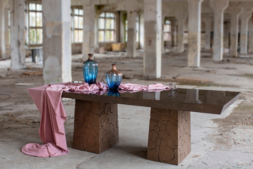 MesmerizeD_it's tweet image. Dining table or executive office desk
The unique design of the &quot;Thalia&quot; tables delivers the height of luxury to our clients.

Visit: mesmerized.it

#diningtable #desktable #desk #officedesk #uniquedesign