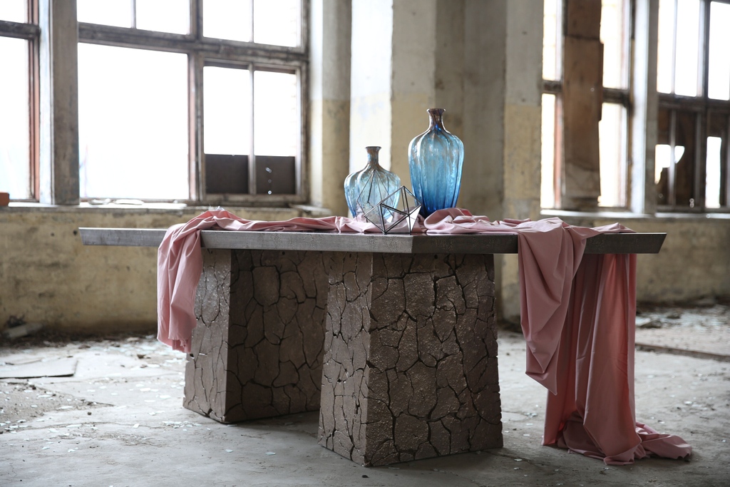 MesmerizeD_it's tweet image. Dining table or executive office desk
The unique design of the &quot;Thalia&quot; tables delivers the height of luxury to our clients.

Visit: mesmerized.it

#diningtable #desktable #desk #officedesk #uniquedesign