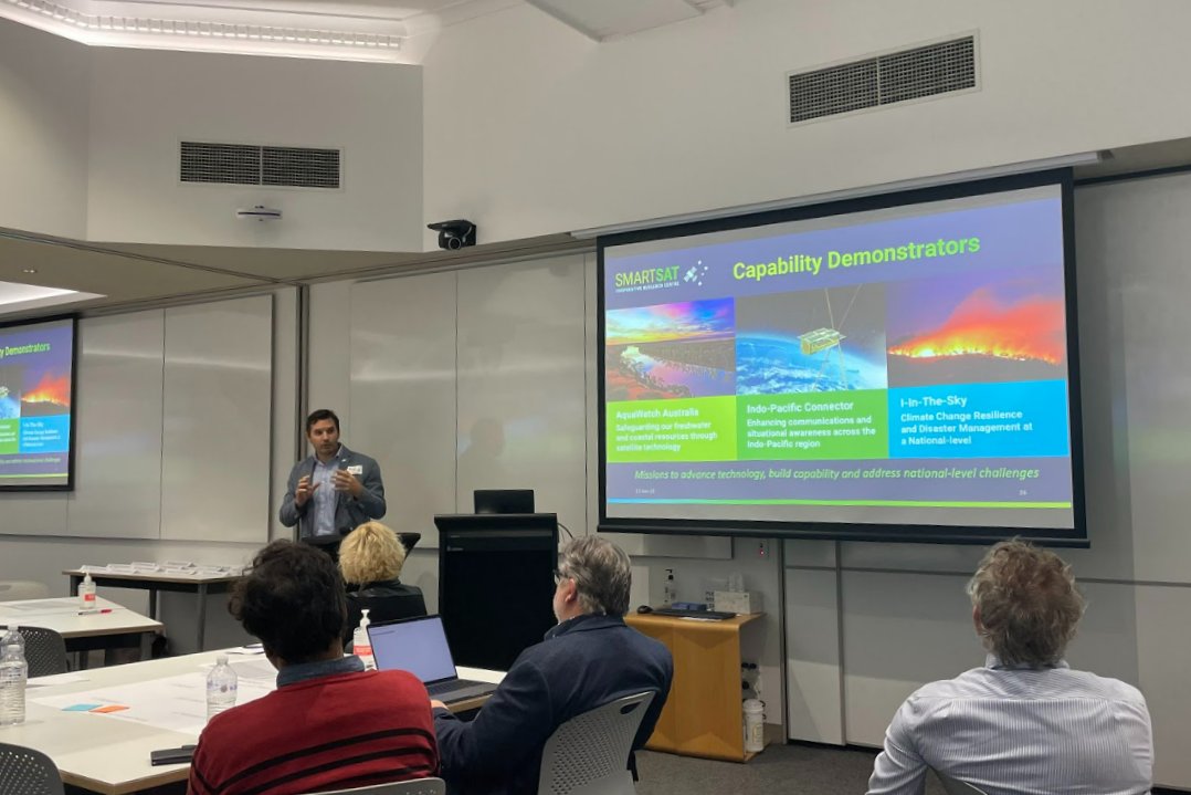 SmartSatCRC's tweet photo. Thank you to everyone who joined @SmartSatCRC for our QLD Hub for this Space Partnership Workshop yesterday! 👏
Find out more about the QLD Earth Observation Hub here >>> https://t.co/KwaFfRp8aT
#QLDHub #EOHub #EarthObservation #Research #RnD #SpaceIndustry #Queensland https://t.co/IkSQ8YwdlD