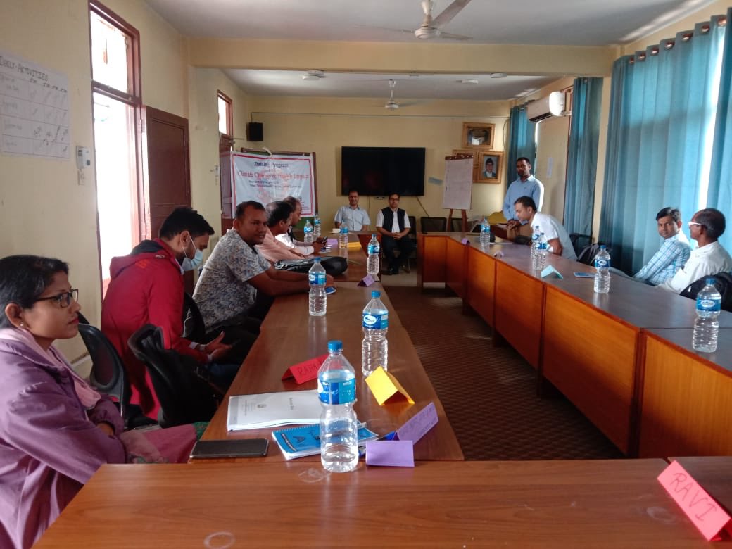 Yadav_Joshi07's tweet photo. Glad to deliver 8 training sessions on #Climatechange and #health Impacts to public health professionals of Madhesh Province at #NHTC, Teku. @mohpnep @WHONepal @nepalihealth. https://t.co/IMT5eSclNV