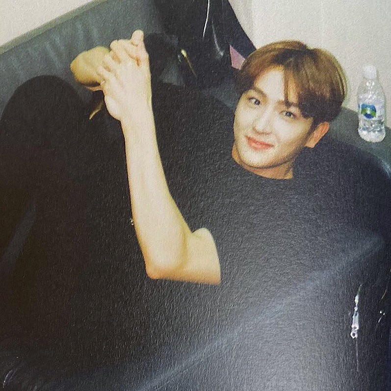 913page's tweet photo. 너무 귀여워 제발 https://t.co/P6duWpVjBW