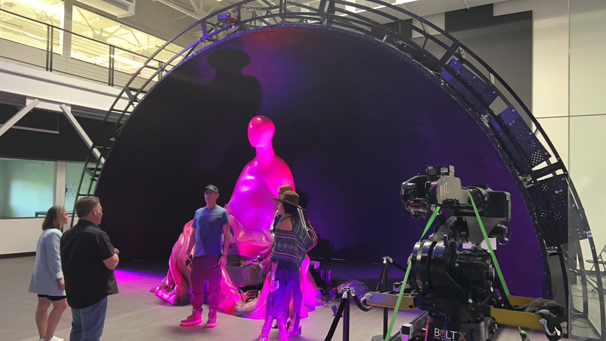 novastartech's tweet photo. We had a great time with #EvolveTechnology in #lasvegas!
Looking forward to the co-operations in the future! 🥳
#novastar #novastartech #event #expo #ledindustry #ledsystem https://t.co/zZJczlZo2g