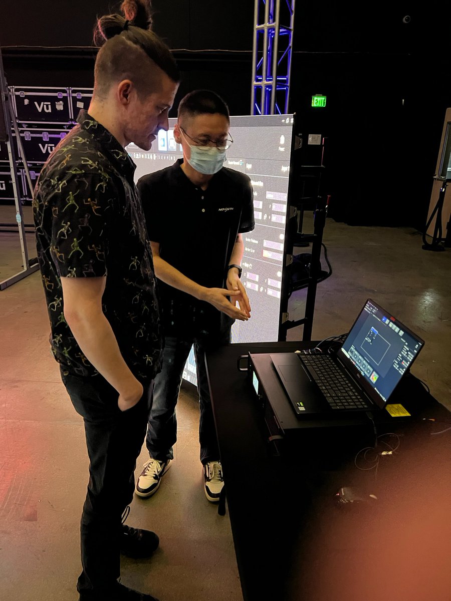 novastartech's tweet photo. We had a great time with #EvolveTechnology in #lasvegas!
Looking forward to the co-operations in the future! 🥳
#novastar #novastartech #event #expo #ledindustry #ledsystem https://t.co/zZJczlZo2g