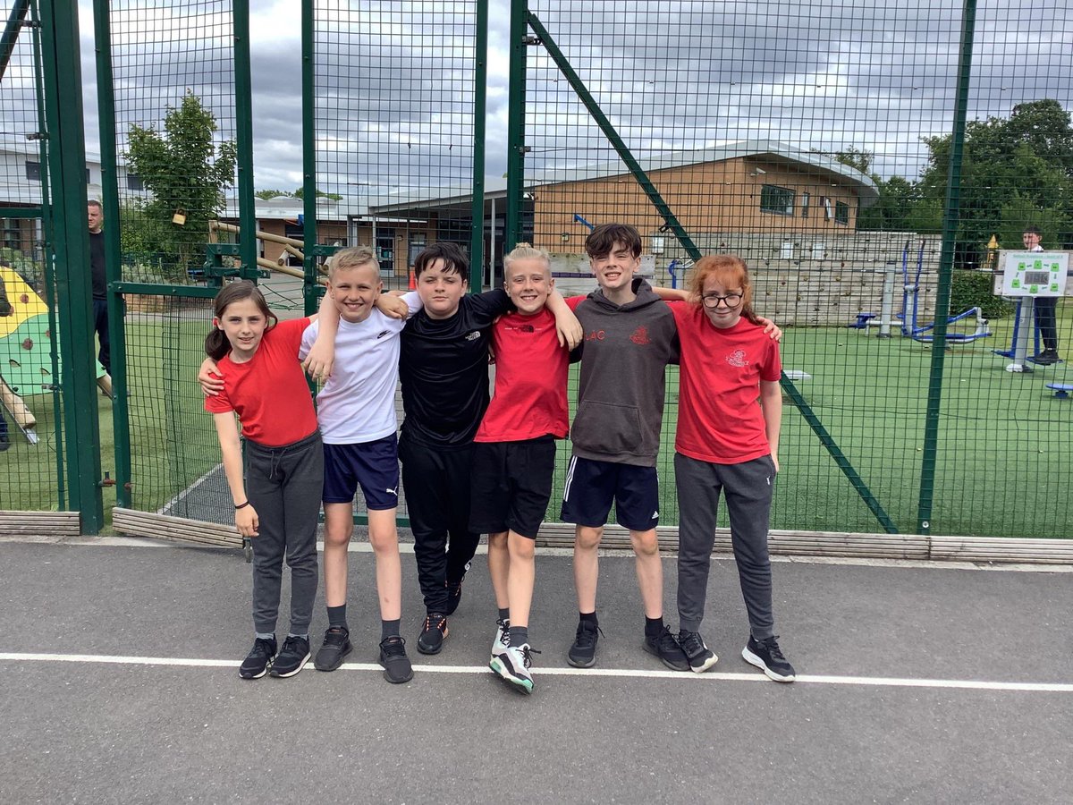 Great day yesterday at the Dodgeball Competition. Fourth place just missing out on Bronze Medals! Well done to all the teams involved! Thank you Mr Vyse <a href="/HollinPE/">Mr Vyse</a> for hosting! Brilliant event we really enjoyed it <a href="/LittleHeatonCE/">Little Heaton CE Primary School</a> <a href="/AlkringtonPS/">Alkrington Primary School</a> <a href="/Boarshaw/">Joan White</a> <a href="/MiddletonPSSA/">MPSSA</a>