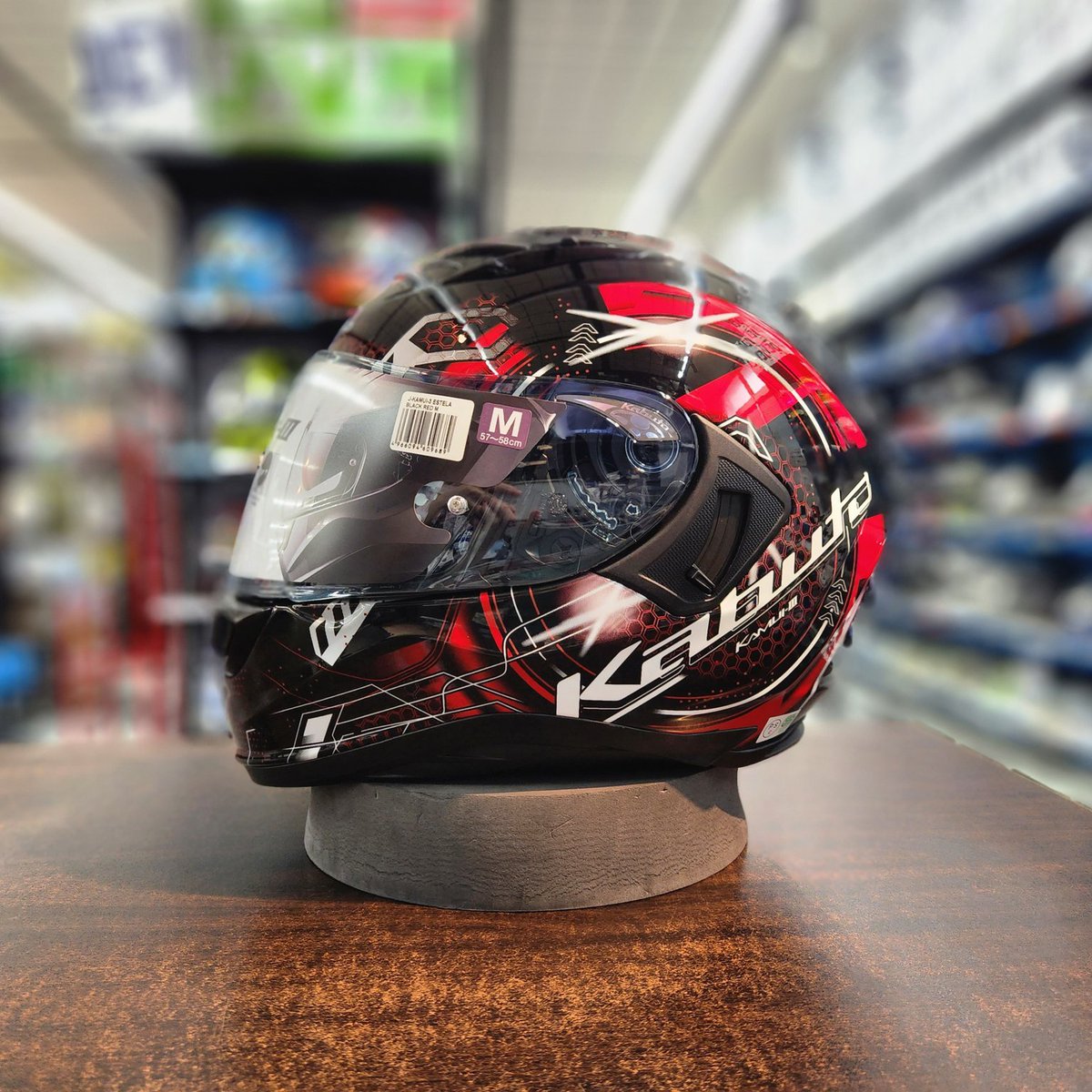 shinono24410908's tweet image. 🌟 #kabuto KAMUI-3 ESTELA(エステラ) 🌟
新グラフィック登場ですっ‼️
全3色入荷致しました～♡
近未来的なグラフィックがとても印象的なヘルメット😳
フィッティングも可能です🙆

皆様のお越しをお待ちしております🙇‍♀️

#kamui3 #ヘルメット #ライコランド東雲 #バイク初心者 #バイク女子