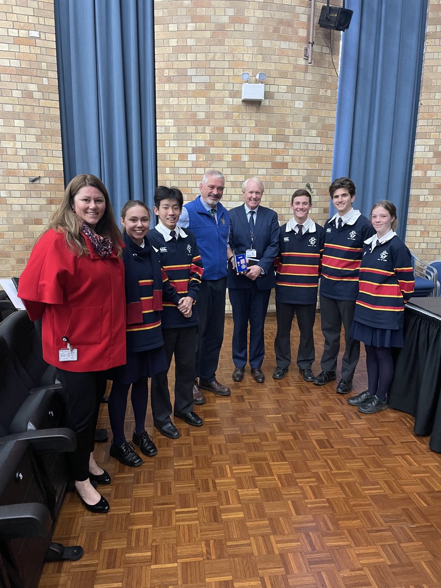 A huge congratulations to <a href="/lloydiebloke/">Matthew Lloyd</a> (Head of Geography) who has been awarded the National medal for 15 years volunteering through Surf Lifesaving (at Bungan Beach).
Mr Heath, Mrs Potent, Nic McGibbon &amp; School Captains presented the medal at Year 12 Assembly! #WeAreBarker