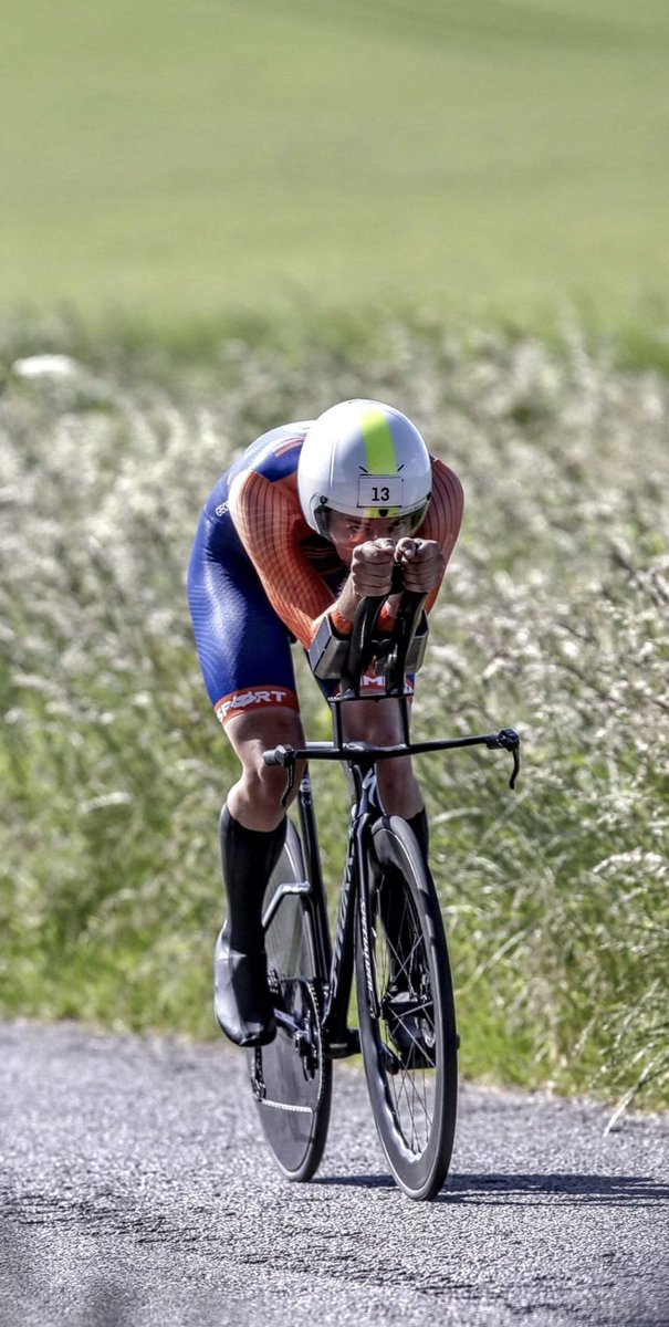 georgefox07's tweet photo. @ImpsportApparel T3 Suit doing its thing for me this weekend at the Tour of Cambridgeshire TT! https://t.co/mmDv17h05V