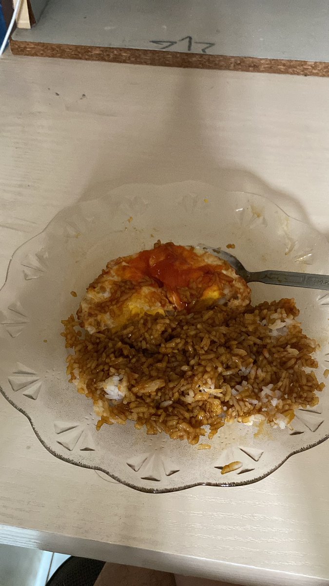 Rafatar gabakalan tau enakanya makan telor ceplok + nasi dikecapin 😭