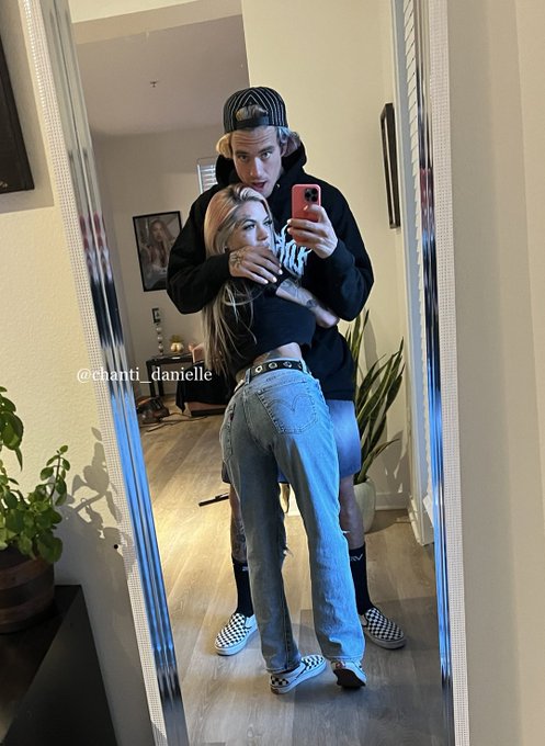 Wholesome photos https://t.co/vLrxX0j9f0