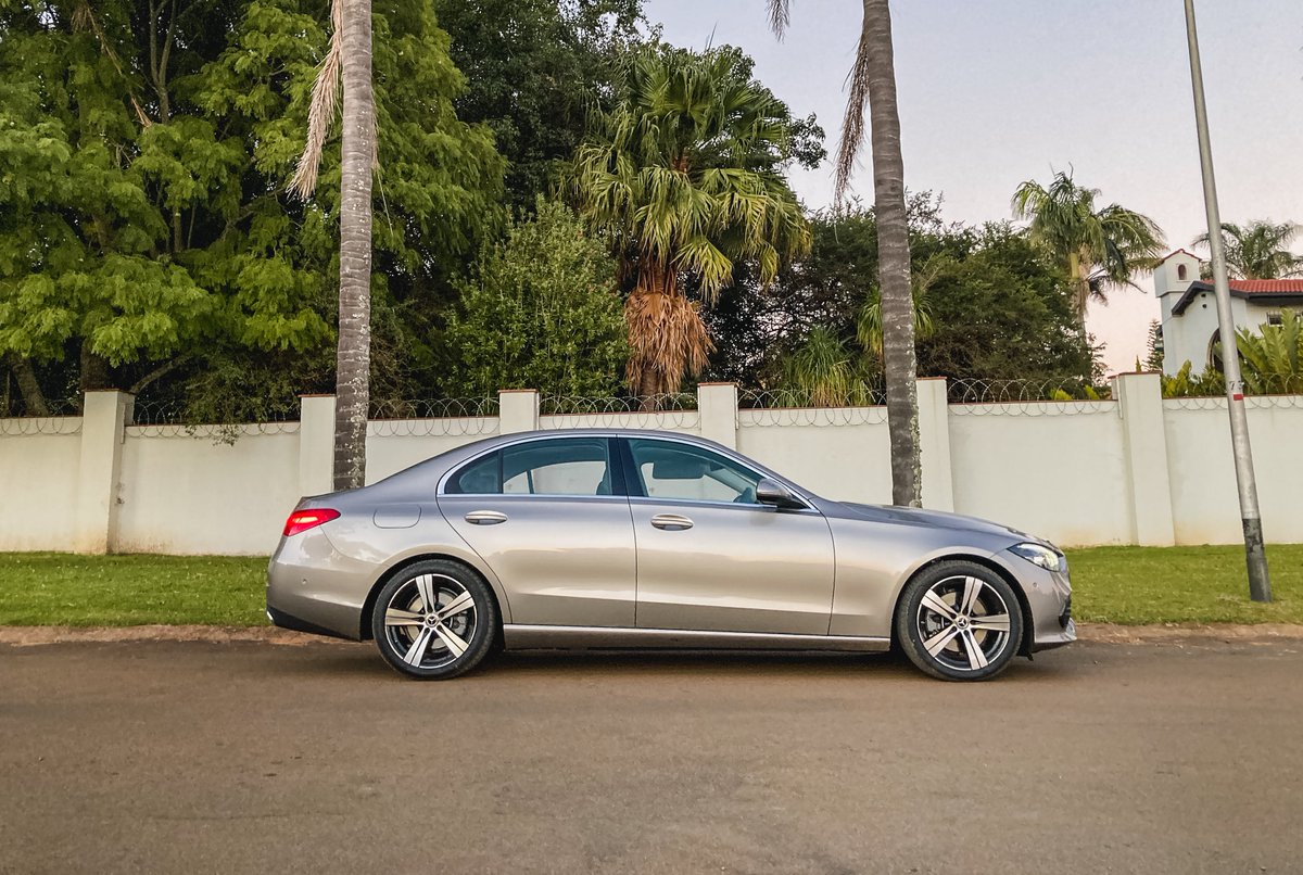 khuleonwheels's tweet photo. This week we are joined by the new Mercedes Benz C-Class affectionately known as the “baby S-Class”. The tag is justified by the adopted similarities outside and inside. Upfront, the sedan gets a new light design and large grille....
 #TheNewCClass #OutofAfricaForTheWorld https://t.co/fo3Jpla5Zr