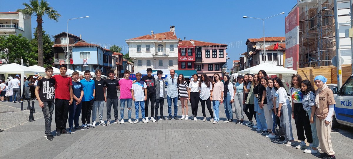 murselmtal1's tweet photo. "Mudanya Matfest" projesi kapsamında düzenlenen Matematik festivalini ziyaret ettik.
#matfest 
@bursailmem16 @serkangur_bursa @MudanyaMem @suattopal19 @dursunalimehmet @adkes29 @CengizAKBULUT23 https://t.co/ulqrSU9xPw