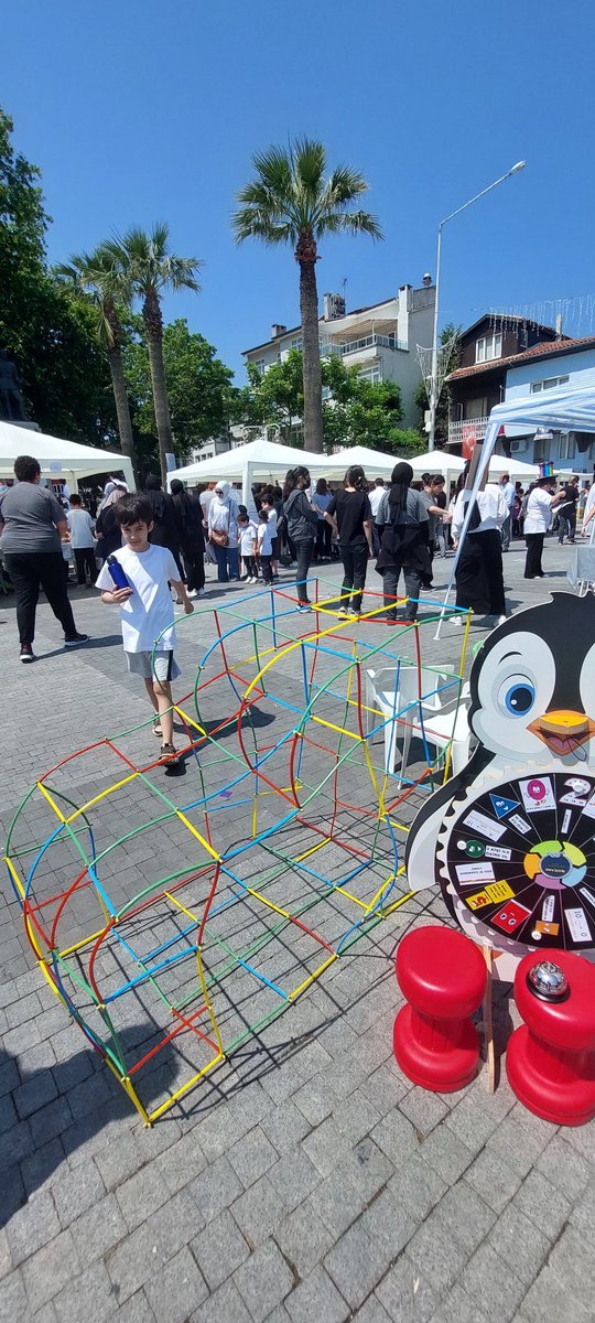 Mürsel Mesleki ve Teknik Anadolu Lisesi (@murselmtal1) on Twitter photo "Mudanya Matfest" projesi kapsamında düzenlenen Matematik festivalini ziyaret ettik.
#matfest 
<a href="/bursailmem16/">Bursa İl Millî Eğitim Müdürlüğü</a> @serkangur_bursa <a href="/MudanyaMem/">Mudanya İlçe Milli Eğitim Müdürlüğü</a> <a href="/suattopal19/">Suat Topal</a> <a href="/dursunalimehmet/">Mehmet Ali DURSUN</a> <a href="/adkes29/">ADEM KESKİN</a> <a href="/CengizAKBULUT23/">Cengiz AKBULUT</a> "Mudanya Matfest" projesi kapsamında düzenlenen Matematik festivalini ziyaret ettik.
#matfest 
<a href="/bursailmem16/">Bursa İl Millî Eğitim Müdürlüğü</a> @serkangur_bursa <a href="/MudanyaMem/">Mudanya İlçe Milli Eğitim Müdürlüğü</a> <a href="/suattopal19/">Suat Topal</a> <a href="/dursunalimehmet/">Mehmet Ali DURSUN</a> <a href="/adkes29/">ADEM KESKİN</a> <a href="/CengizAKBULUT23/">Cengiz AKBULUT</a>