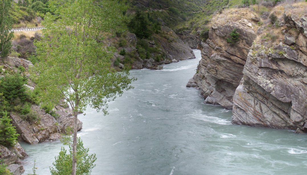 panorama_nz's tweet photo. The Kawarau Gorge is a major river gorge in Central Otago, South Island, #NewZealand. There are several adventure tourism activities based on the Kawarau River. #panorama #landscapephotography #landscape #travel #panophotos

Higher resolution image: https://t.co/eTIRlUuWEP https://t.co/7dXEQEGps2