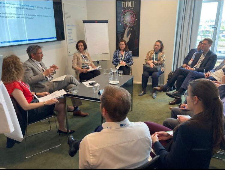 sbachmannEU's tweet photo. 🙌Congratulations to all panellists @EES_Eval #EES2022 ! #Accountability and #learning in challenging times are more important than ever. @EIB Group #Evaluation #Climate #COVID19 👉https://t.co/tvfEGgJ7Ul https://t.co/VegRf0S4og