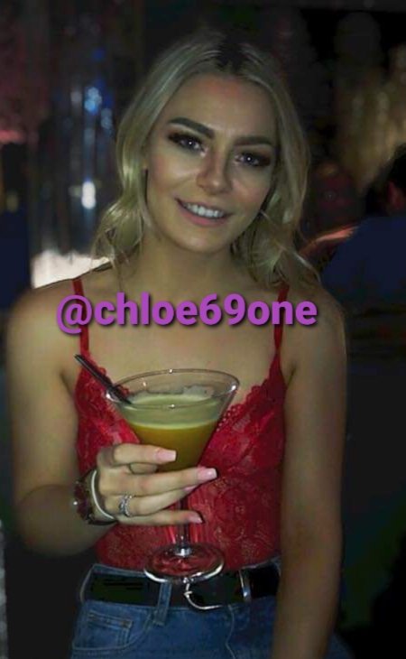 Chloe69one's tweet photo. Feeding horny anyone else #cocktribute #wanktribute #cumtribute #wank #teengirl #teenslut #teen #youngslut #Younggirl #Blonde #Blondehair #Blondeslut #PoshTotty #cleavage #nipples #slut #cockrating https://t.co/ZV3Gw71LhC