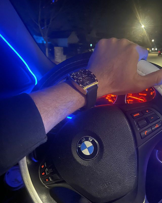 wishdoit's tweet photo. Gold Urca with white strap, very creative match!😎 Urca watches come with quick release straps that you can change every day according to your mood!
🙌Shop the same style→https://t.co/khcGHr2qh4

#wishdoit #watches https://t.co/MHYbKuJj15