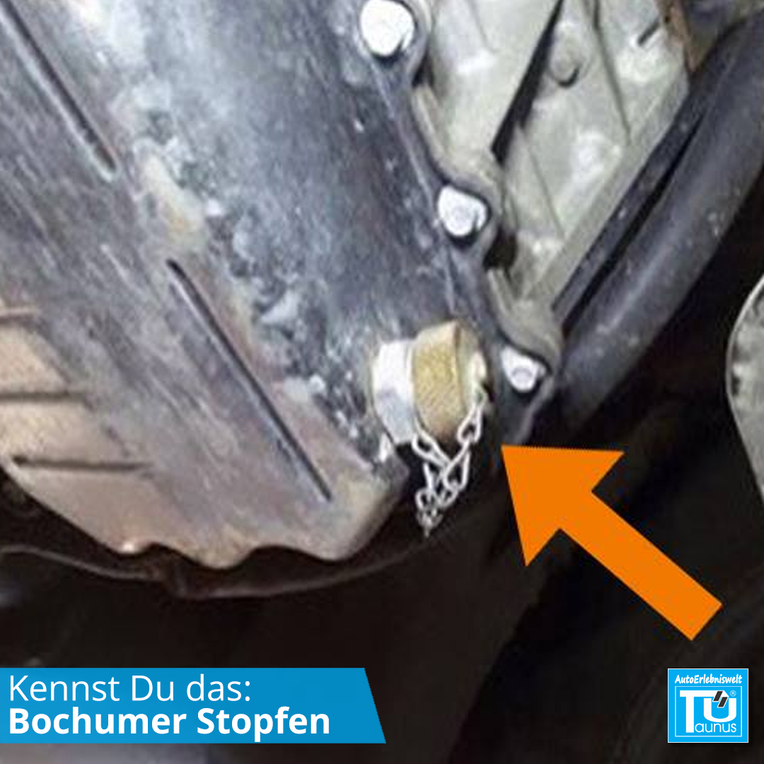 Was Ihr hier seht, ist eine Ölablasschraube und kein Verschluss aus dem Sanitärbereich.
Sieht aus wie ein Sanitär Verschluss, ist ein so g. ’Bochumer Stopfen’. Dieser ist im Nutzfahrzeugbereich, bei Baumasch. und landwirtsch. Fahrzeugen als Ölablaßschraube (inkl. Ventil) gängig.