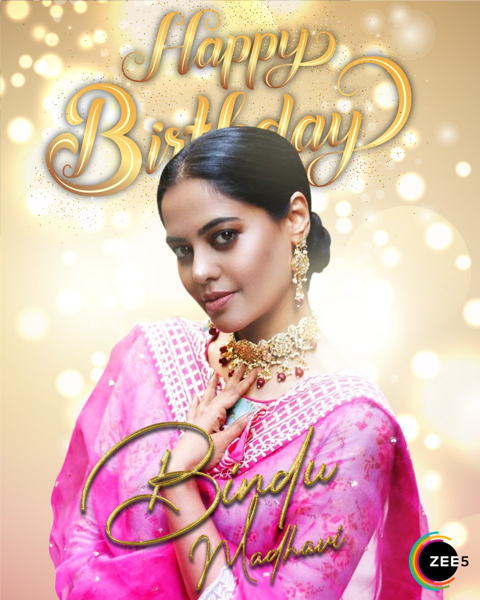 ZEE5Tamil's tweet photo. Happy Birthday to Dazzling Actress @bindu_madhavii
.
#Zee5Tamil #bindumadhavi #HBDbindumadhavi #HappyBirthdaybindumadhavi
#OruKanniyumMoonuKalavaanigalum
#DesinguRaja
#KediBillabinbinbinbindu_madhavii https://t.co/yz2t4G1Uqu