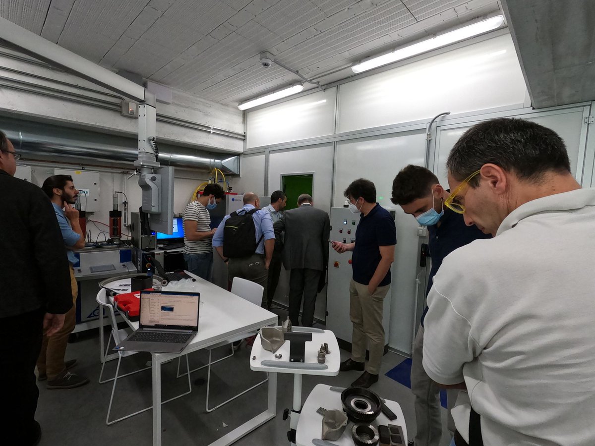 BIREX_CC's tweet photo. Un'importante visita ieri nella sede di #BIREX_CC!
Abbiamo ospitato una delegazione di #FEDERTEC, Associazione che rappresenta l'Industria italiana della #componentistica e della tecnologia #meccatronica, punto di riferimento per il settore dell’ #automazione industriale. https://t.co/Gy7RGUOcWJ