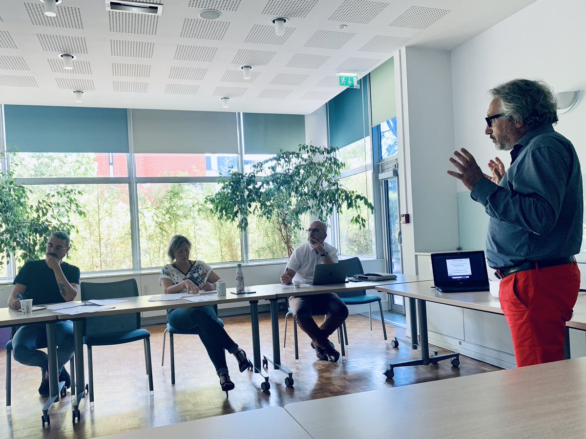 Merci au jury, aux organisateurs et à <a href="/La_Melee/">La Mêlée</a> d’avoir sélectionné <a href="/AuthenticBlockC/">Authentic BlockChain</a> dans la catégorie Rayonnement international pour les Trophées de l’Economie Numérique.

 #blockchain #startup #legaltech #europe #SimpleCommeABC
 #avocat #expertcomptable #huissier #notaire