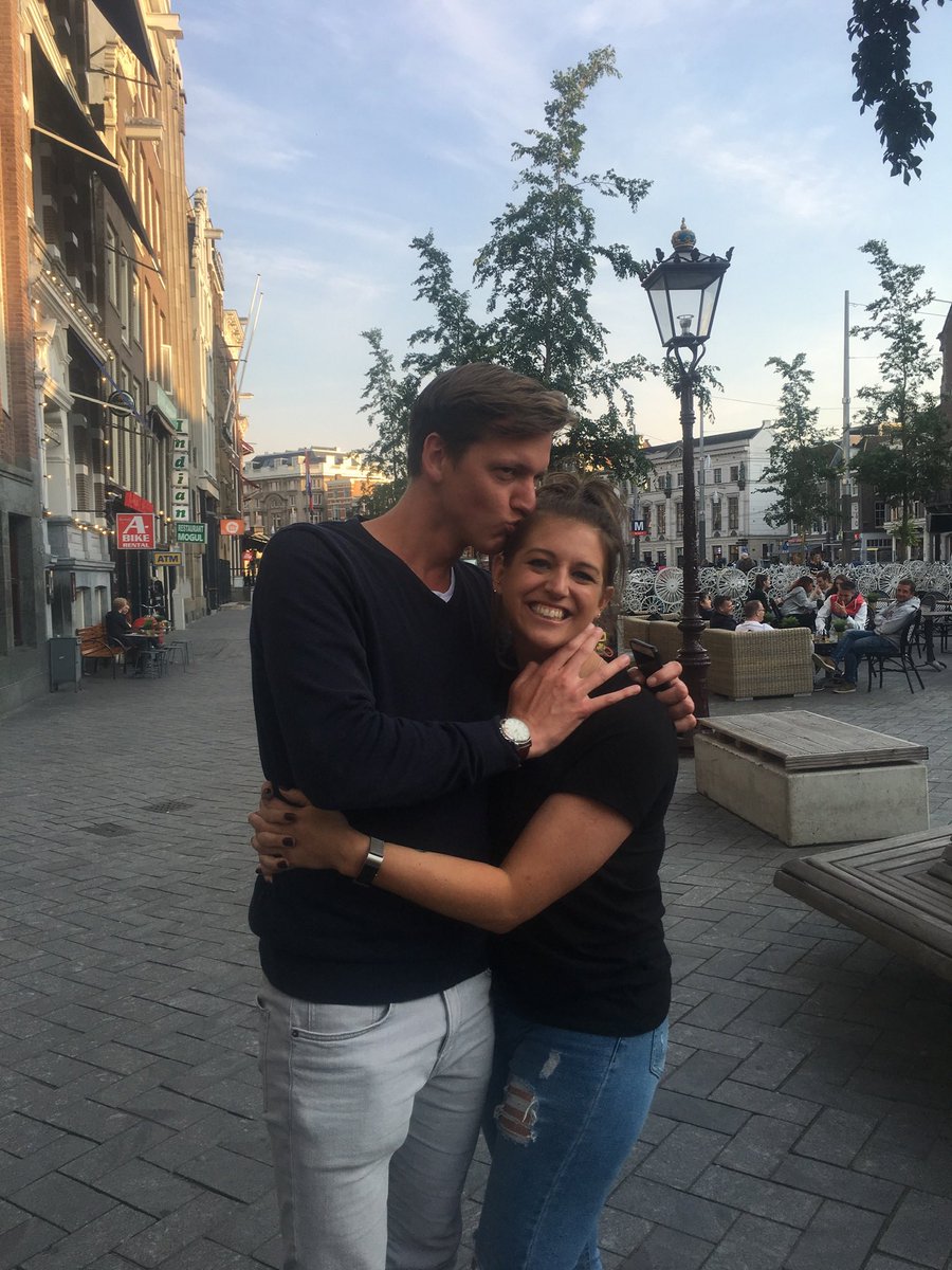 3 years since meeting <a href="/george_ezra/">george E Z R A</a> in Amsterdam!! 

Oh wait…. Closer inspection shows it wasn’t actually him 🙈🙈 just a random Dutch guy giving me a kiss in the street then! 😂

Amsterdam 14/06/2019