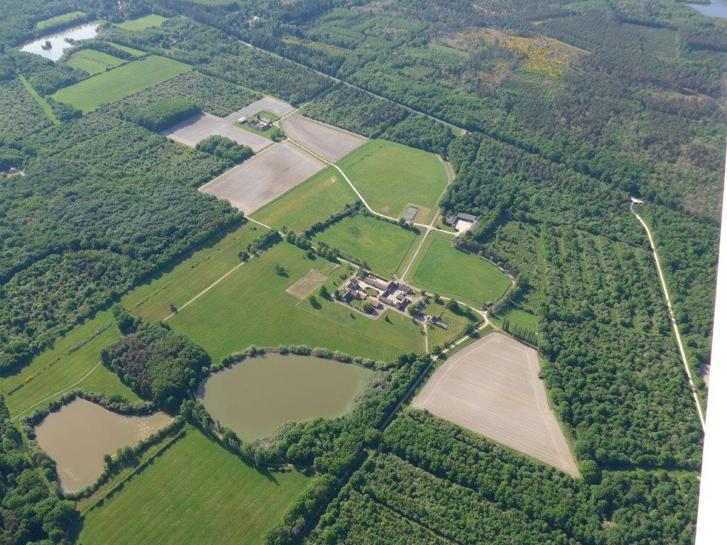 moser_carole's tweet image. Vue du  #RobinDR400
⤵️⤵️⤵️
Suivre les fleuves. Bon repère visuel.
 #aviationphotography
 #aviationlovers #photooftheday 
#Mardi
#photo
#