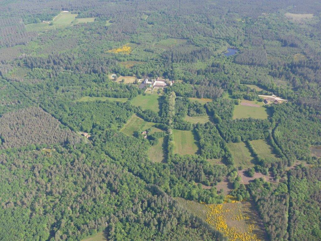 moser_carole's tweet image. Vue du  #RobinDR400
⤵️⤵️⤵️
Suivre les fleuves. Bon repère visuel.
 #aviationphotography
 #aviationlovers #photooftheday 
#Mardi
#photo
#