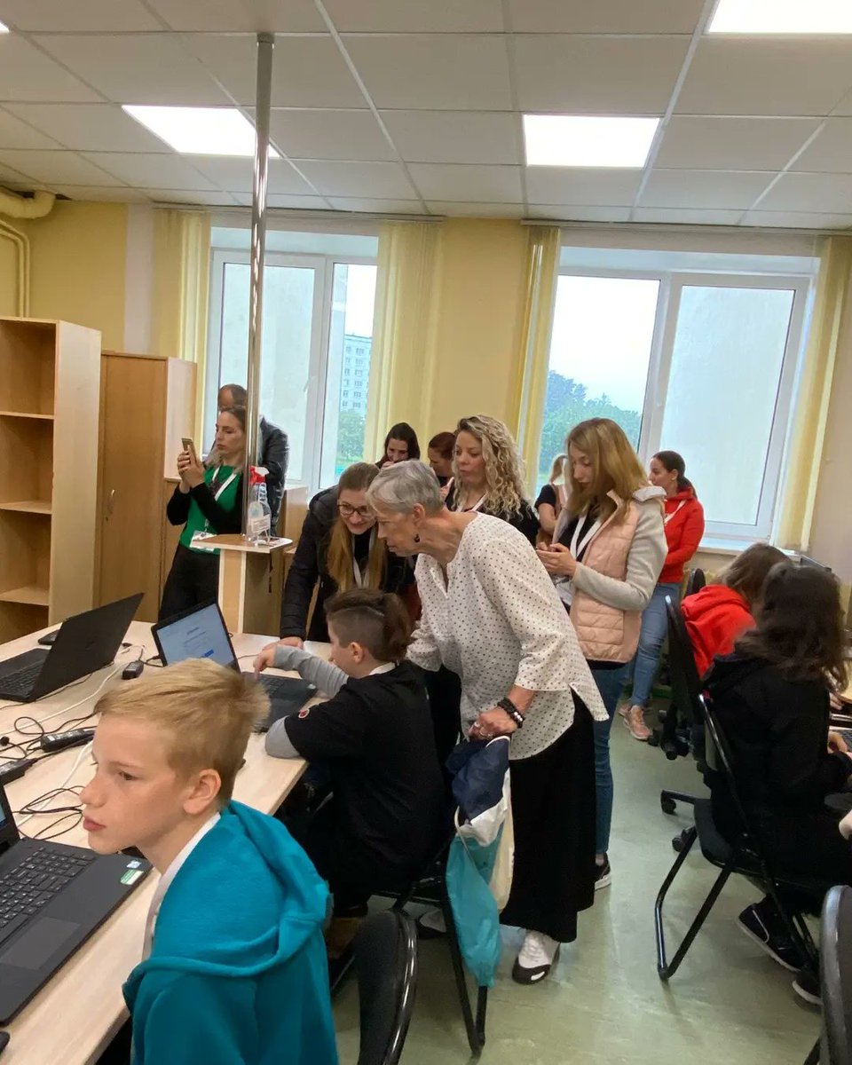 teenthinkers2's tweet photo. Second day at Ogre Sakumskola https://t.co/D0frbAoLz2